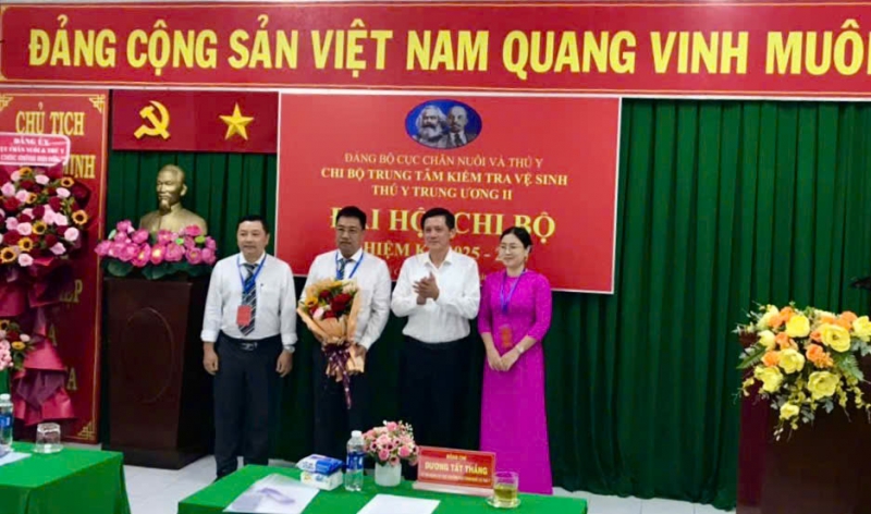Đại hội Chi bộ Trung tâm Kiểm tra vệ sinh thú y Trung ương II